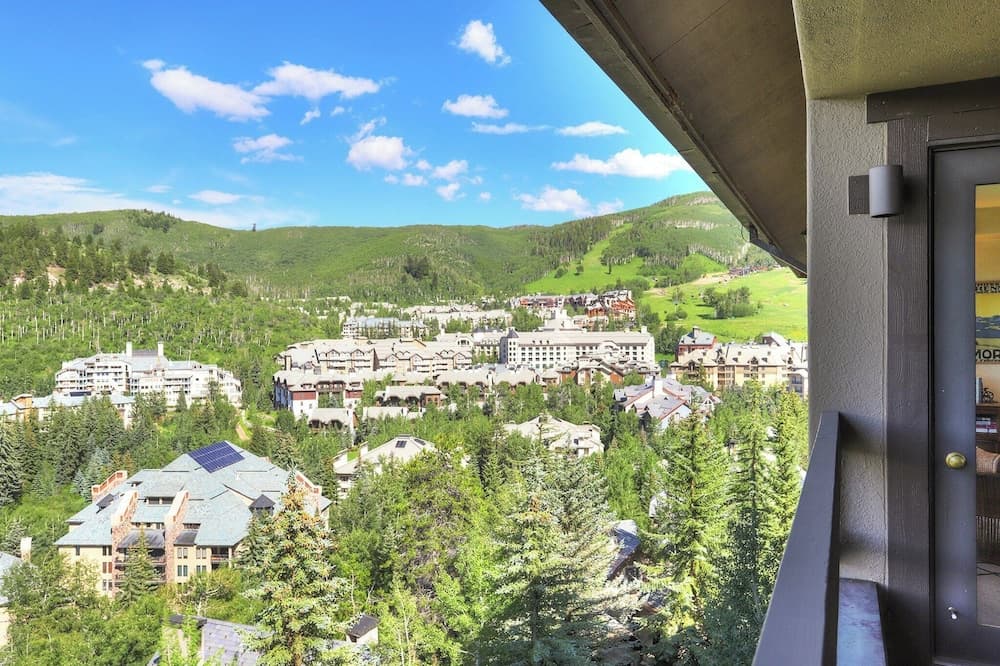The Pines Lodge, A RockResort