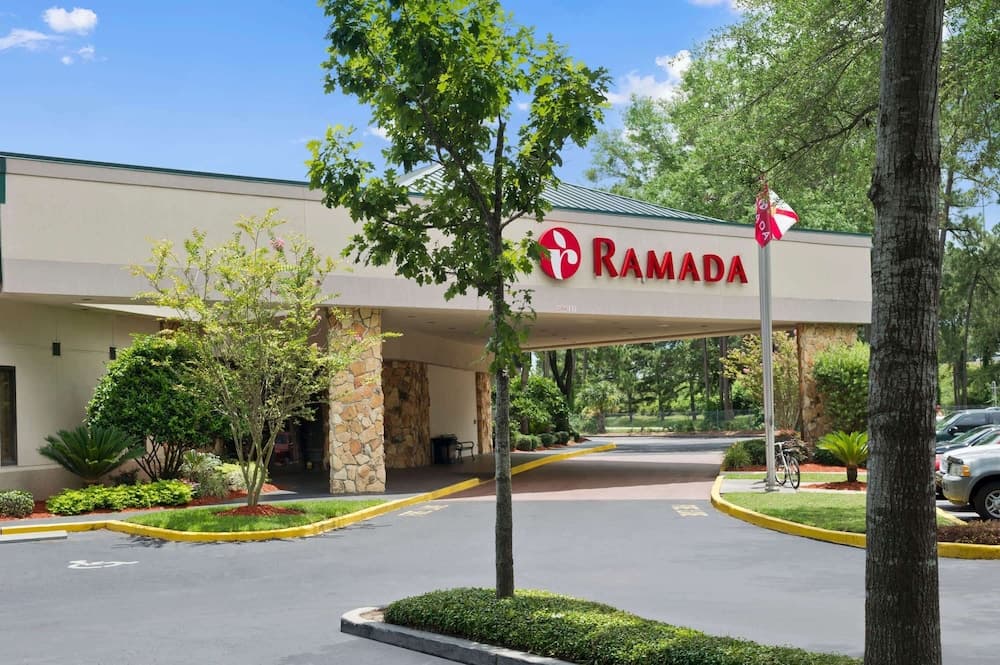 Ramada Hotel & Conference Center by Wyndham Jacksonville