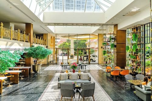 Montien Hotel Surawong Bangkok