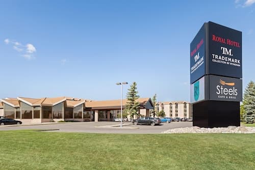 Royal Hotel West Edmonton, Trademark Collection by Wyndham