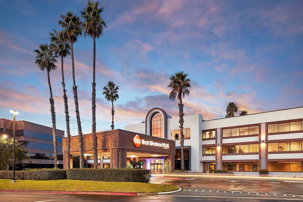 Best Western Plus Meridian Inn & Suites, Anaheim-Orange