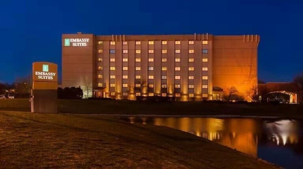 Embassy Suites by Hilton Chicago Schaumburg Woodfield