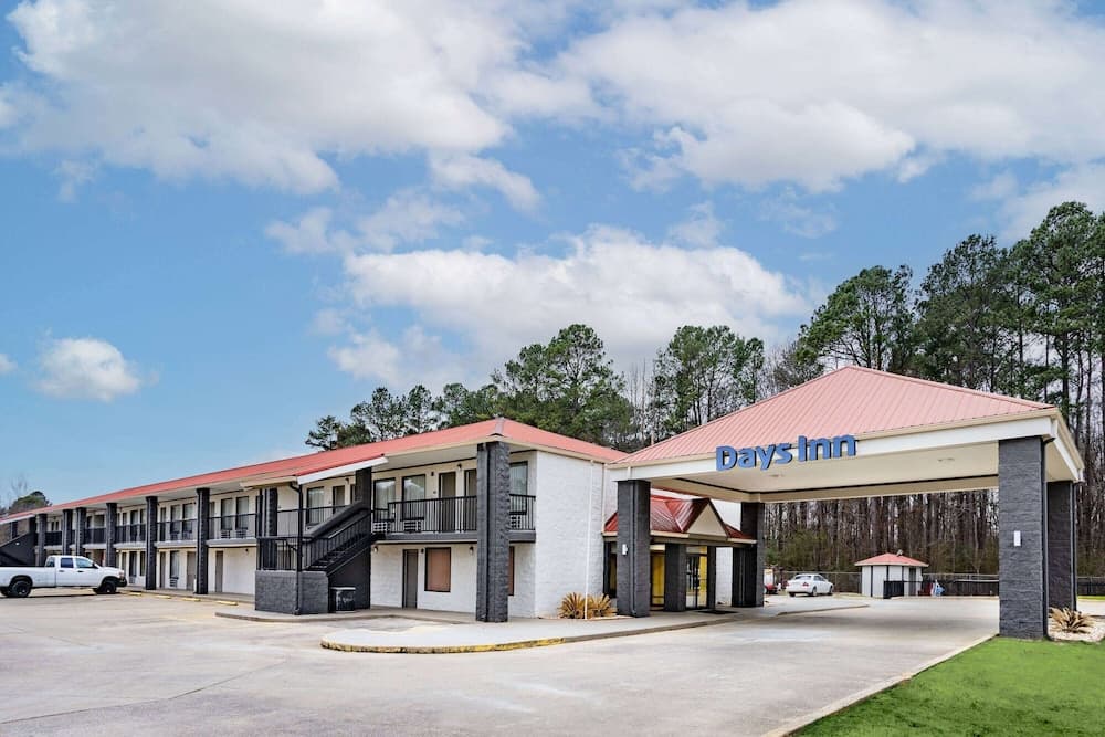 Days Inn by Wyndham Leeds