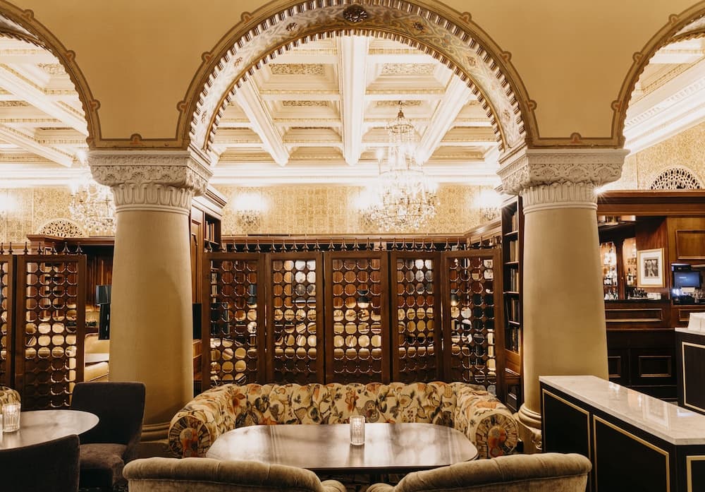 Lobi dinlenme salonu