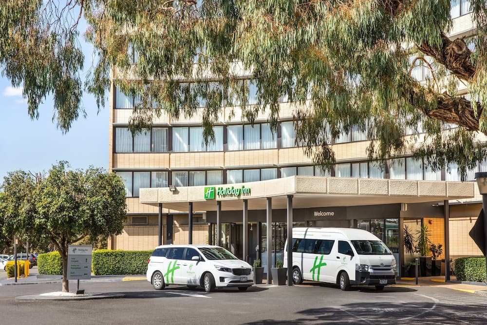 Holiday Inn Melbourne Airport by IHG