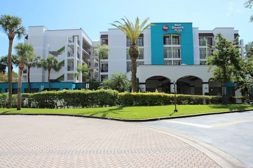 Best Western Plus Deerfield Beach Hotel & Suites