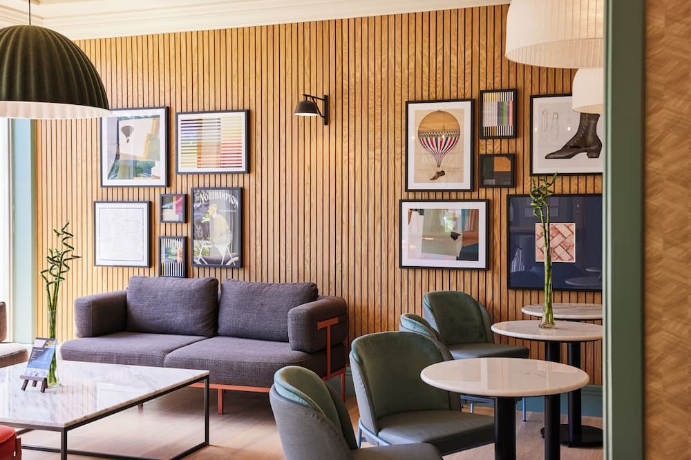 Lobi dinlenme salonu