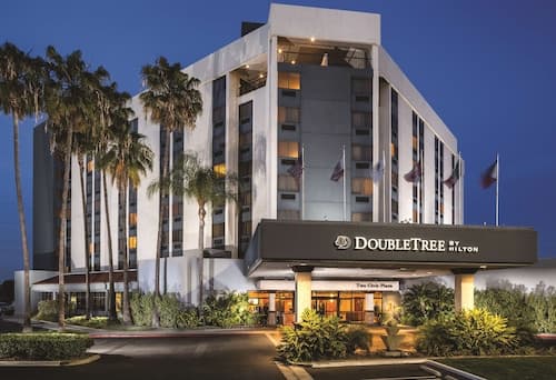 DoubleTree by Hilton Carson