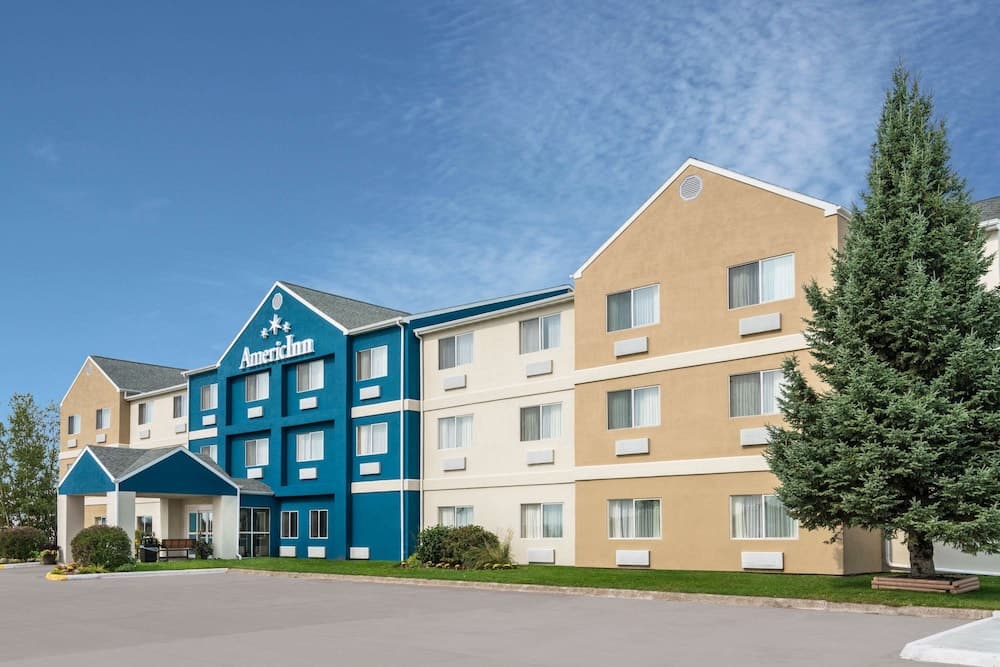 AmericInn by Wyndham Duluth