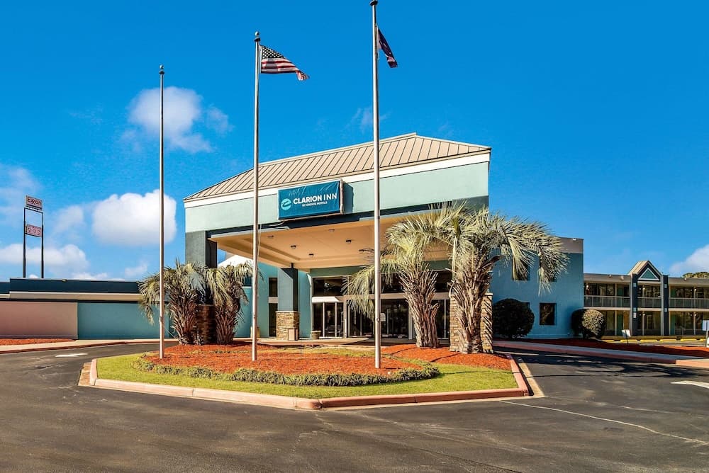 Clarion Inn & Suites