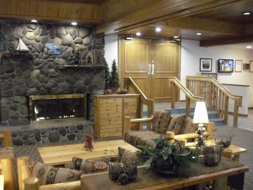 Tahoe Beach & Ski Club