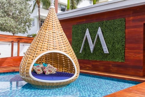 Marseilles Beachfront Hotel
