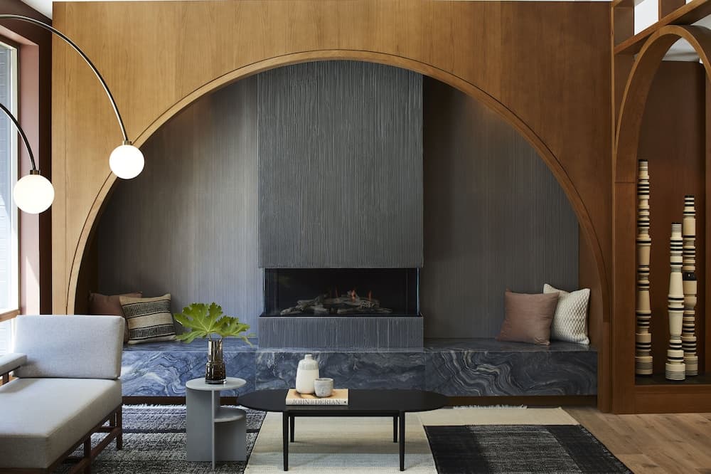 Kimpton Saint George by IHG