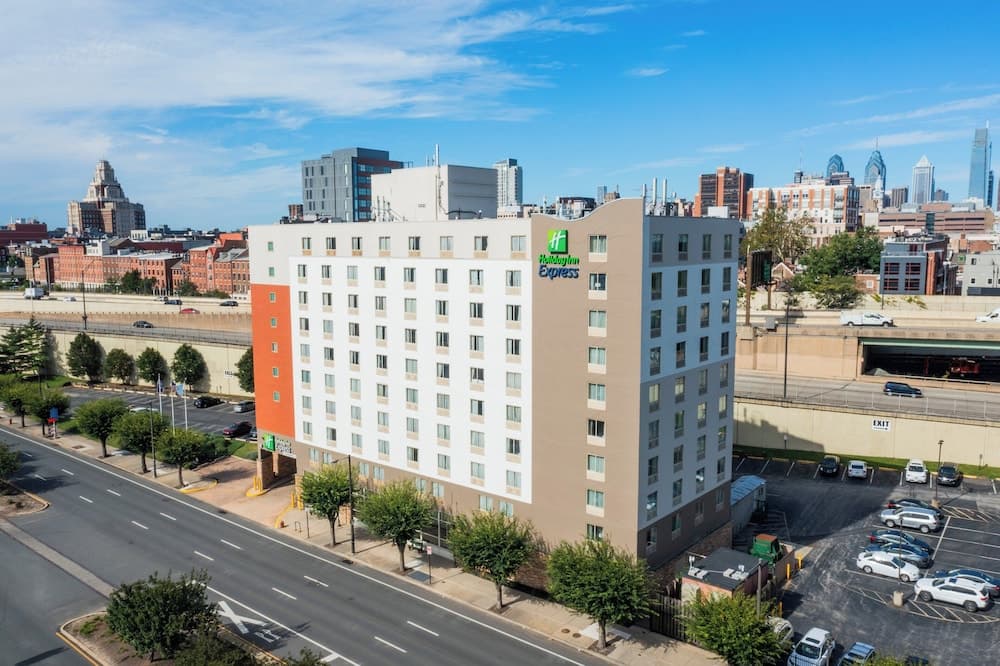 Holiday Inn Express Philadelphia - Penns Landing by IHG