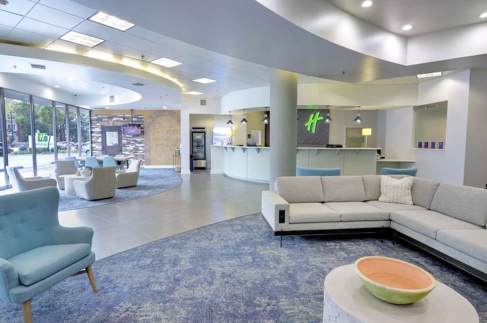 Holiday Inn Gainesville - University Center by IHG