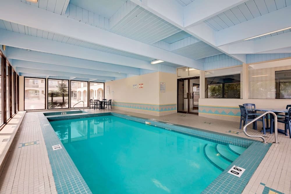 Metro Inn Calgary Northwest