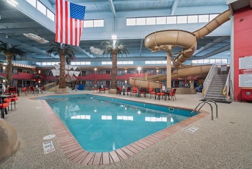 Ramada by Wyndham Sioux Falls Airport-Waterpark & Event Ctr
