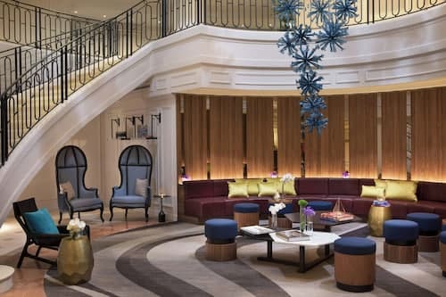Renaissance Paris La Defense Hotel