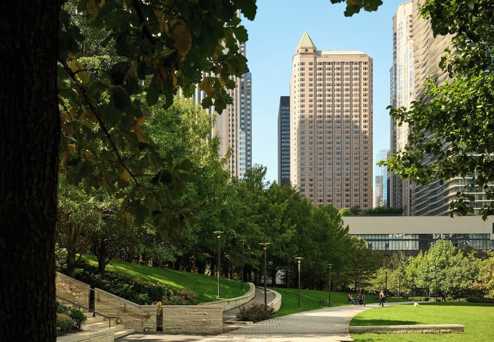 Fairmont Chicago at Millennium Park