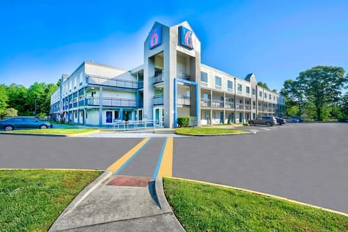 Motel 6 Virginia Beach, VA