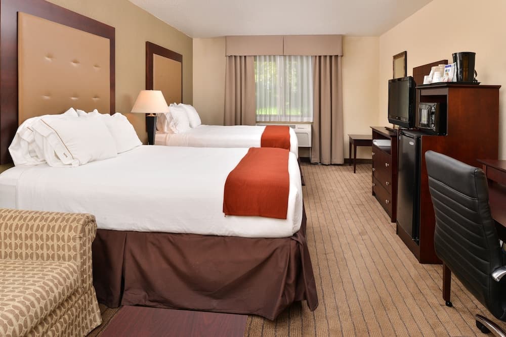 Holiday Inn Express Portland South-Lake Oswego by IHG