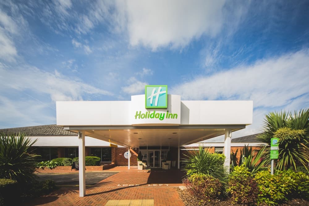 Holiday Inn Reading South M4 Jct11 by IHG