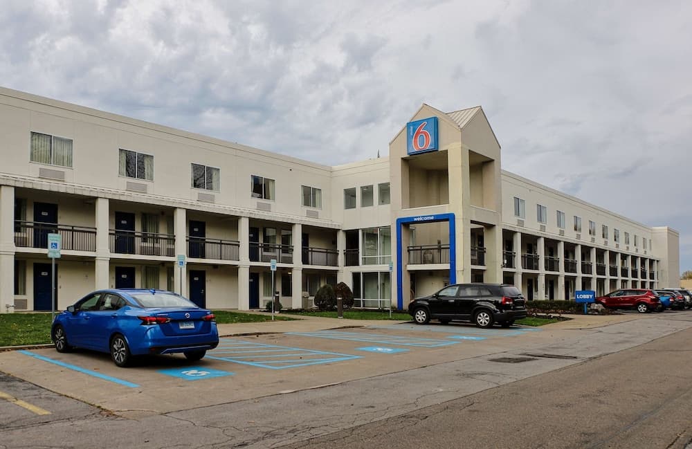 Motel 6 Buffalo, NY - Airport - Williamsville