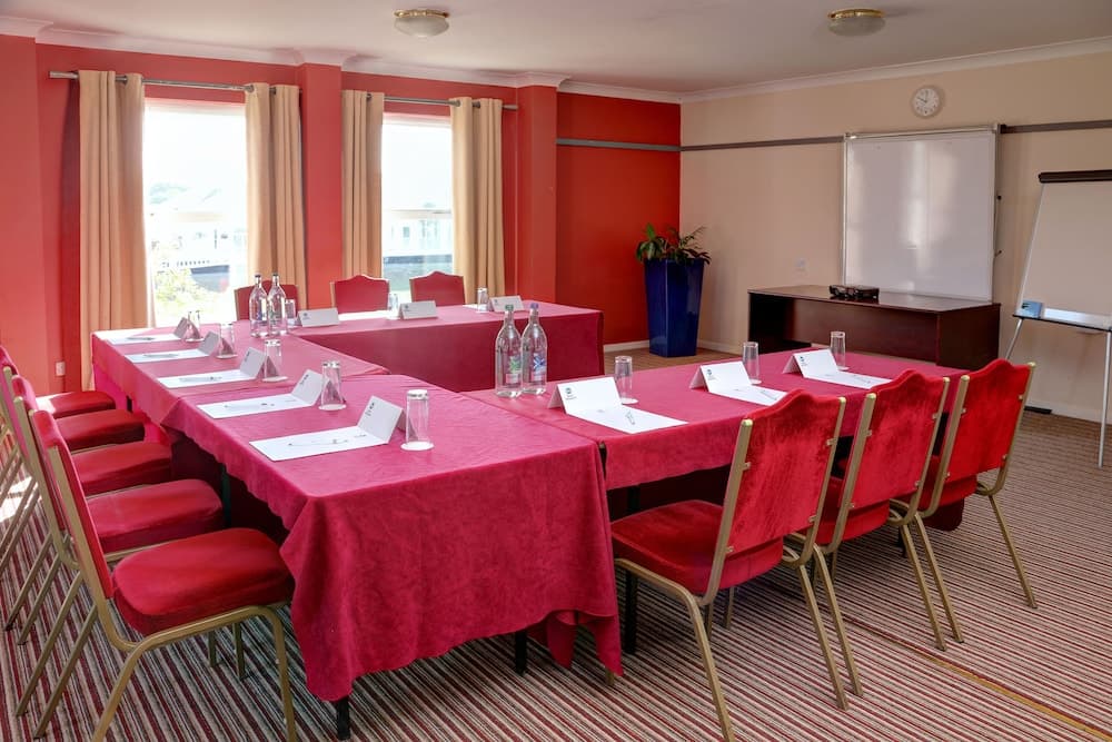 Toplantı salonu/imkânları