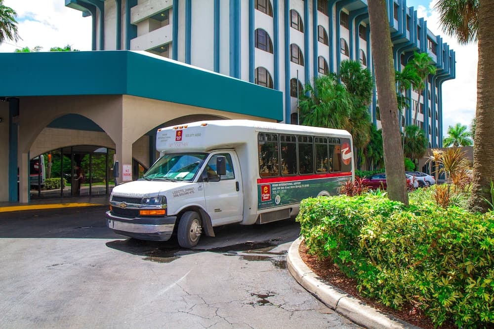 Clarion Inn & Suites Miami International Airport