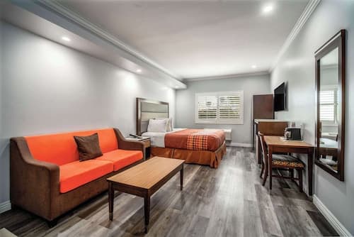 Rodeway Inn & Suites Pasadena