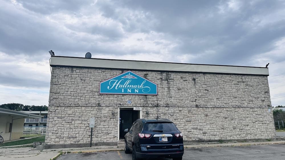 Hallmark Inn By OYO Fort Wayne