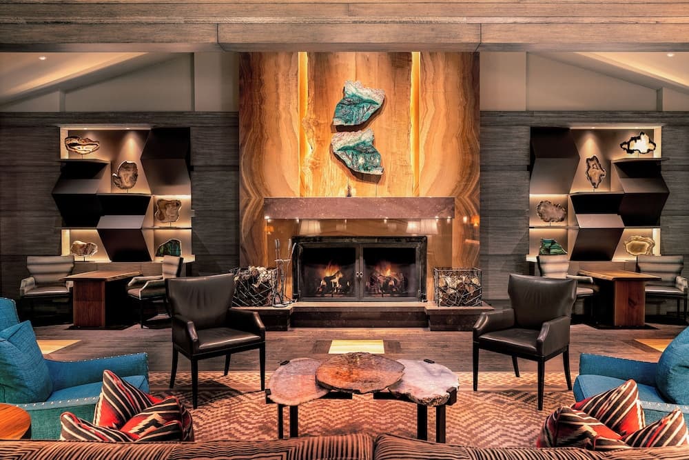 Lobi oturma alanı