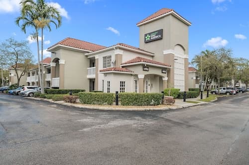 Extended Stay America Suites Miami Airport Blue Lagoon