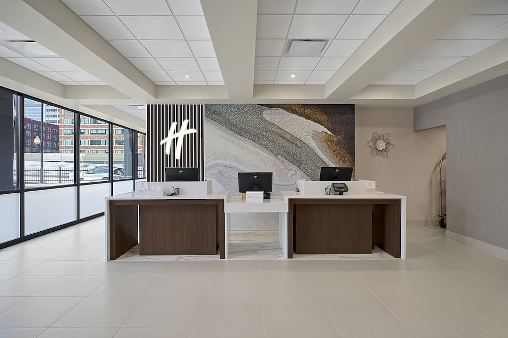 Holiday Inn & Suites Chicago - Downtown by IHG
