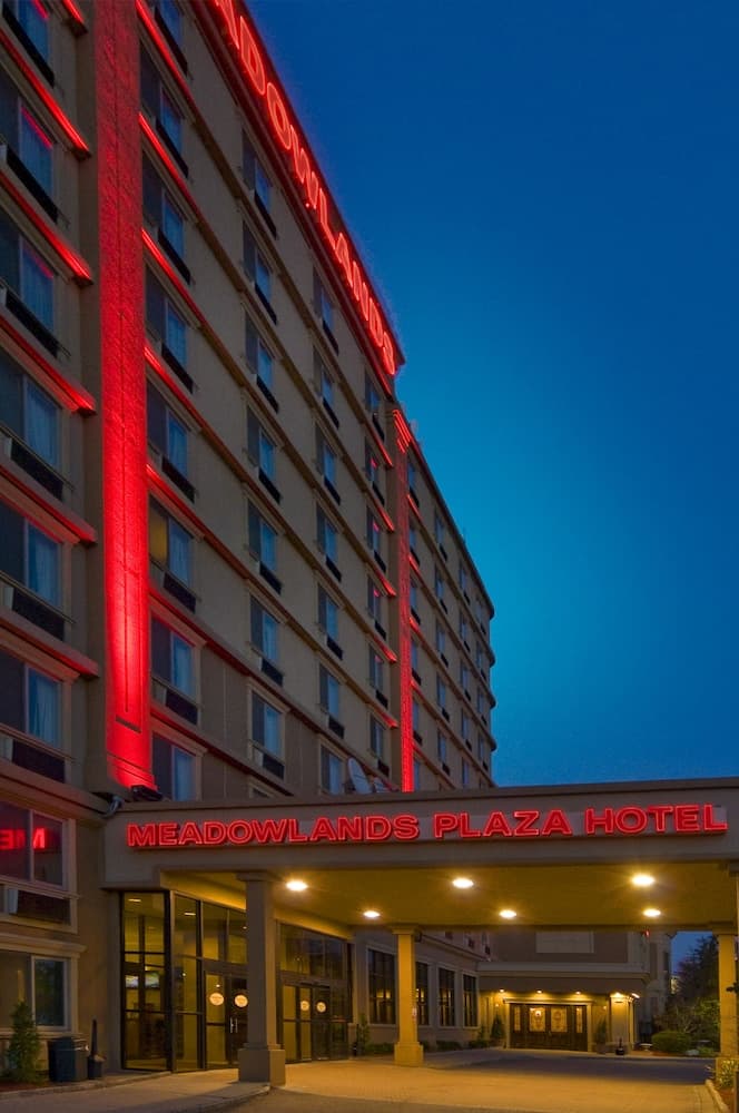 Meadowlands Plaza Hotel