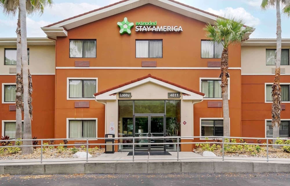 Extended Stay America Select Suites Tampa Airport Memorial