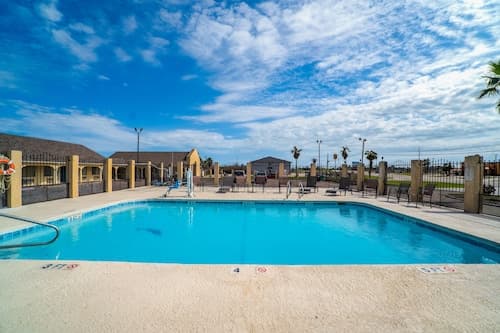Aransas Bay Inn & Suites Corpus Christi by OYO