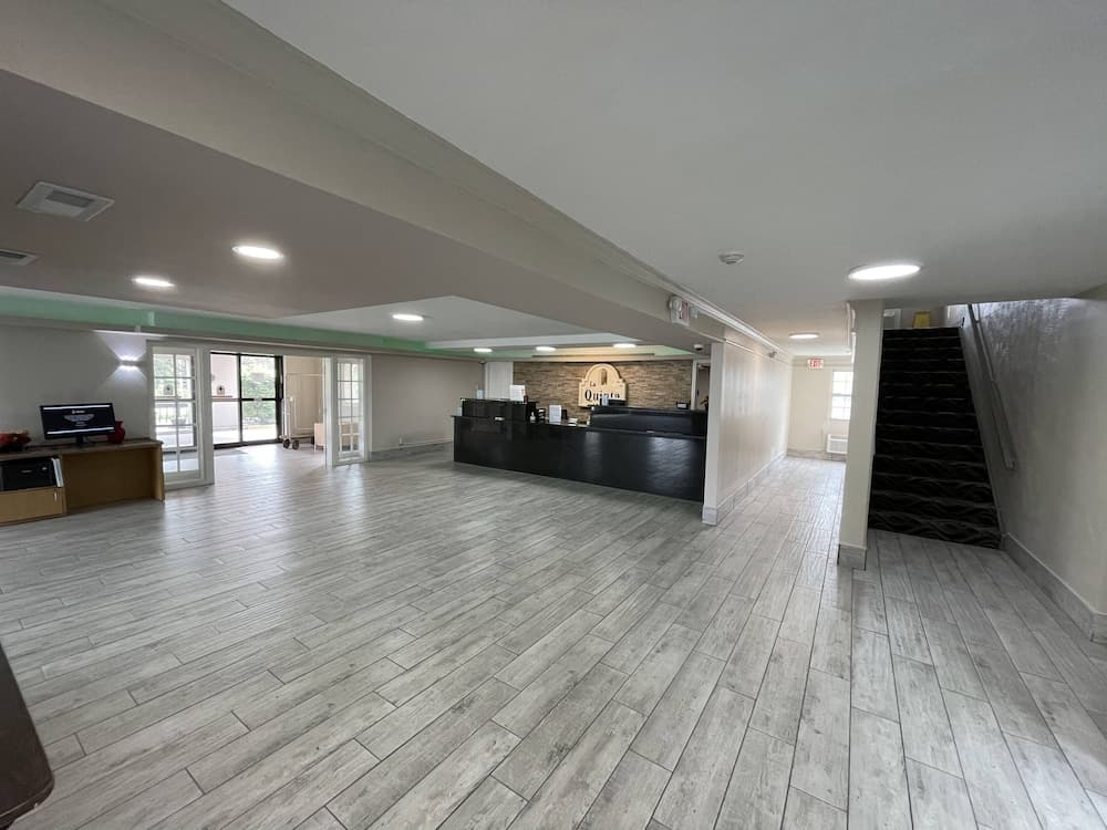 La Quinta Inn by Wyndham Indianapolis Airport Lynhurst