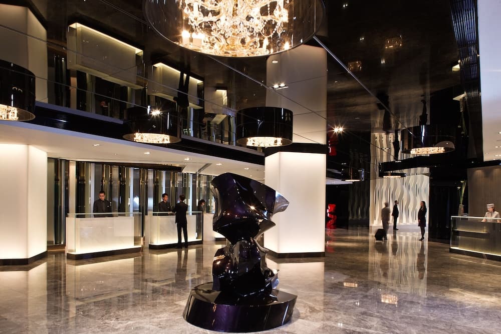 Lobi dinlenme salonu