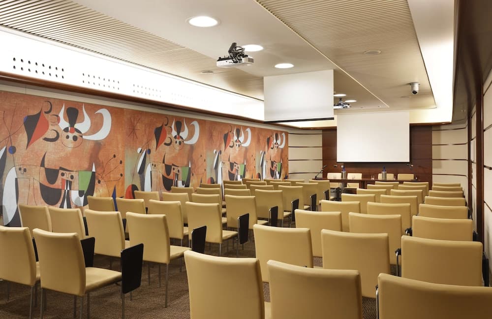 Toplantı salonu/imkânları