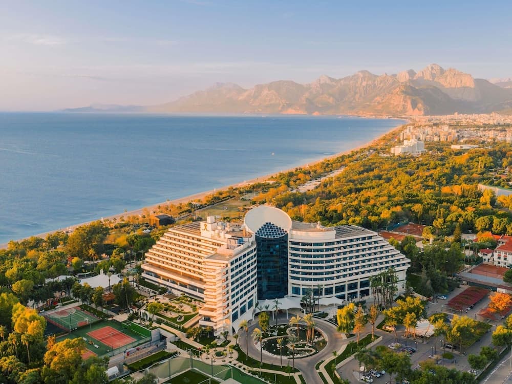 Rixos Downtown Antalya Her Şey Dâhil - The Land of Legends Erişimi