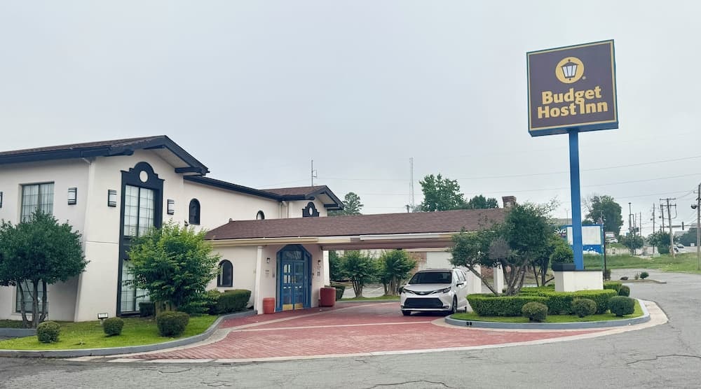 Budget Host Inn- Medical Center