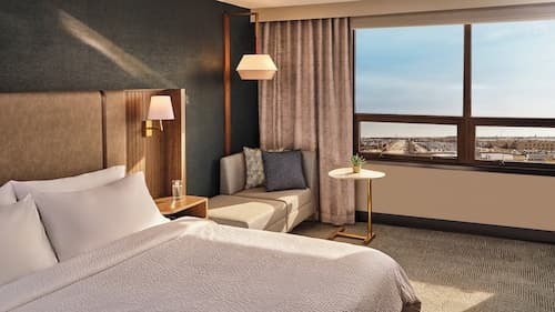Holiday Inn & Suites Columbia NE - Ft Jackson Area by IHG