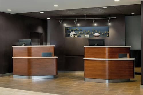 Courtyard by Marriott Pittsburgh Airport