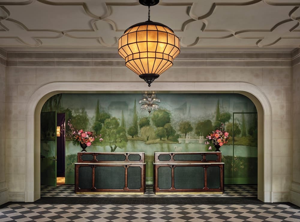 Lobi dinlenme salonu