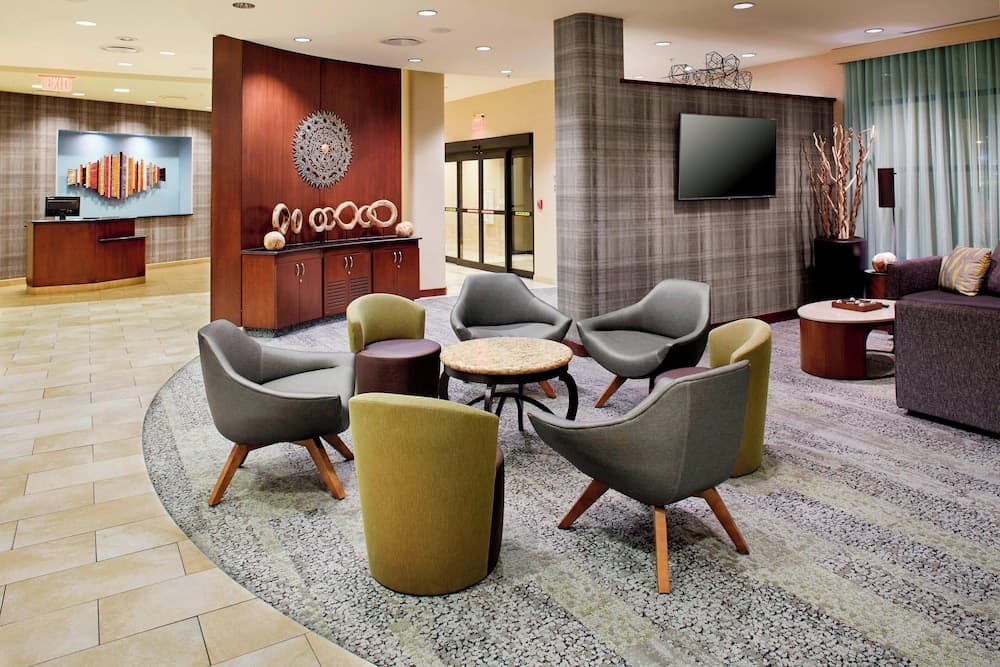 Courtyard by Marriott Hamilton