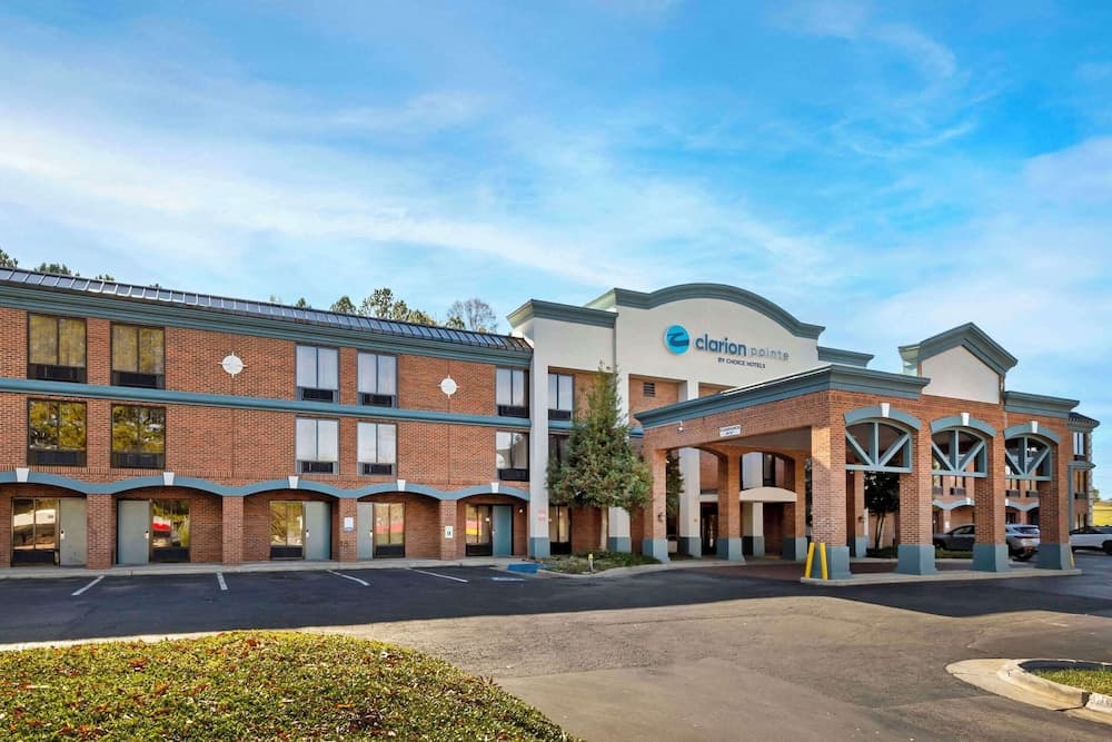 Clarion Pointe Research Triangle Park Durham