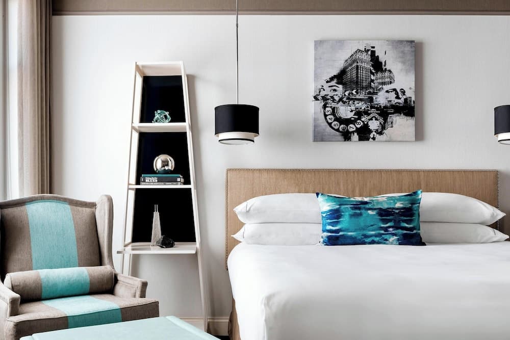 The Blackstone, Autograph Collection