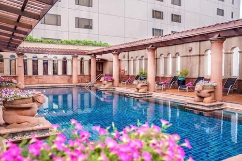 Crowne Plaza Bangkok Lumpini Park by IHG