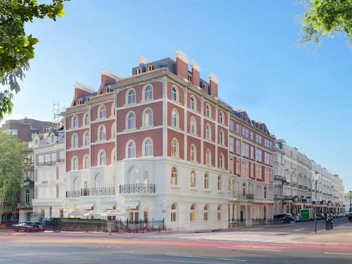 Delano London